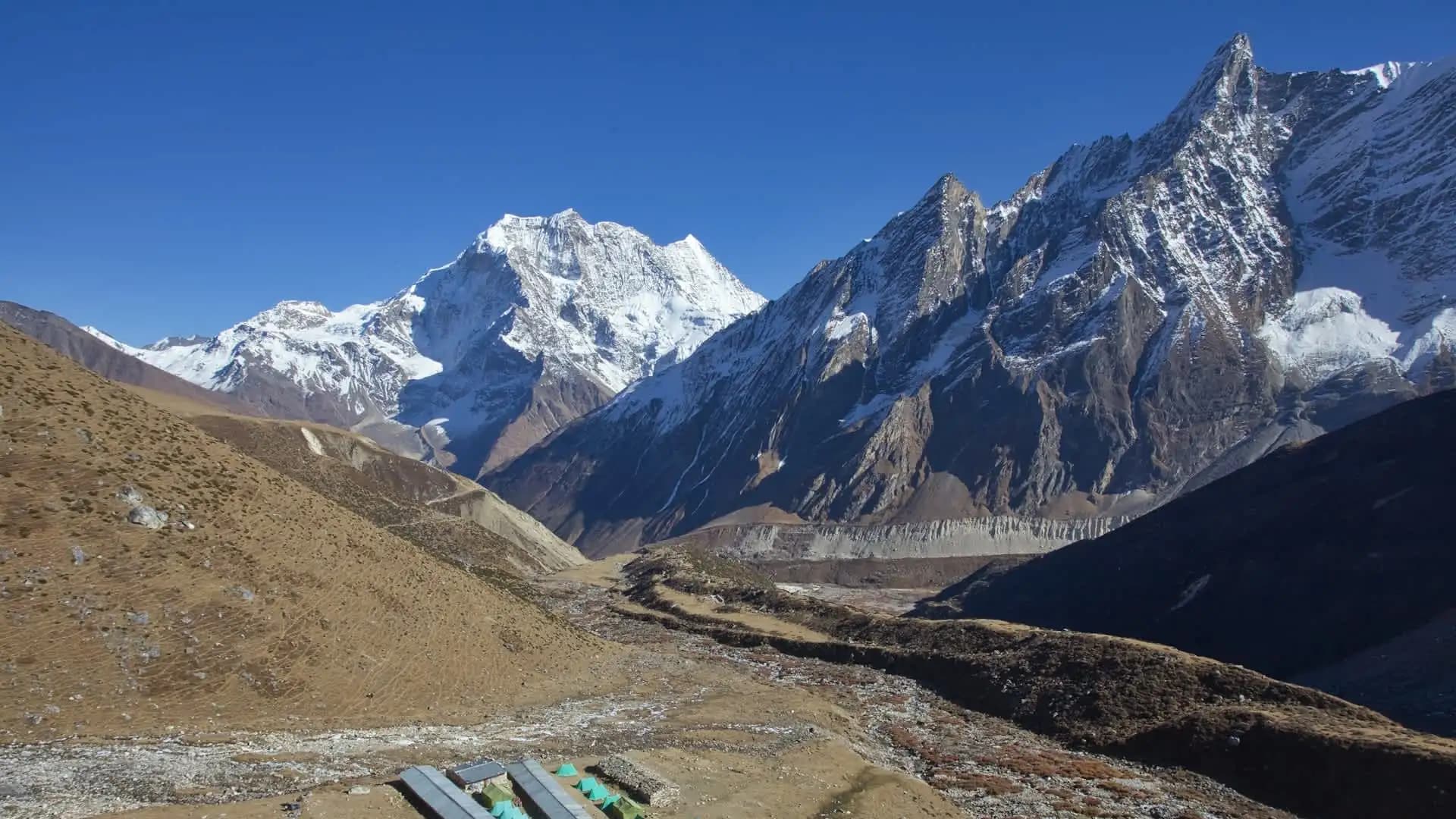 Manaslu Circuit Trek Guide | Itinerary, Cost, Permits & Tips